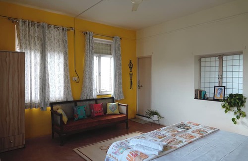 Gwalior Otro | Stay at Amaltas: Farmhouse on an Organic Pet-Friendly Farm in Gwalior