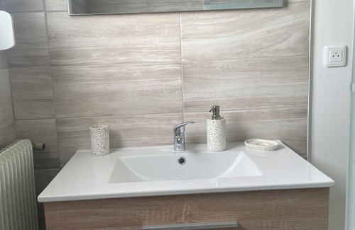 Montliot-et-Courcelles Casa | Mara House