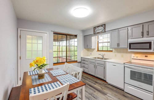 Williamstown Casa | Hillside Home 5 Mi to the Ark in Williamstown!