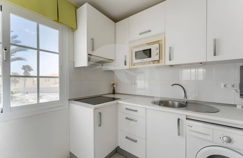 Granadilla de Abona Apartamento | Apartamento vacacional 'Apto 14 2 dormitorios Sea Garden Only' con Wi-Fi
