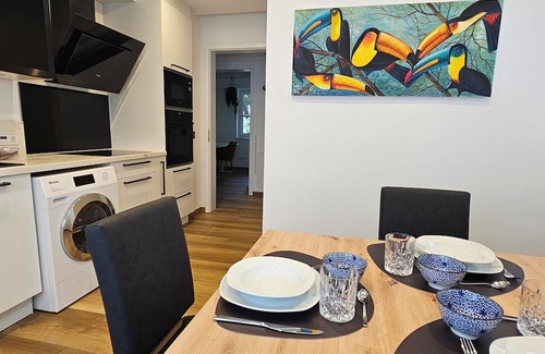 Stuttgart Apartamento | The Exotic Tropical Palace - ComfyHome Apartments Stuttgart