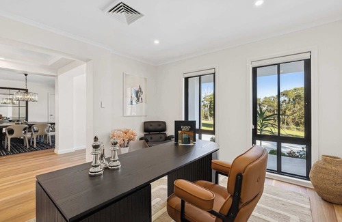 Kariong Casa | La La Land by Coast Hosting
