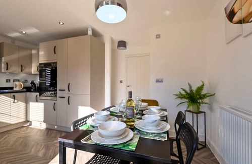Gloucester Casa | 30%OFFMonthly|Parking|Sleeps6|FreeWifi|contractors