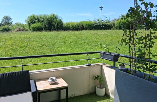 Nangy Apartamento | CosyMontBlanc apartment in residence with swimming pool, between lakes and mountains.