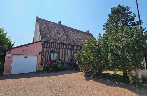 Friaize Casa | Large country house at the gateway to the Perche, 20 minutes from Chartres