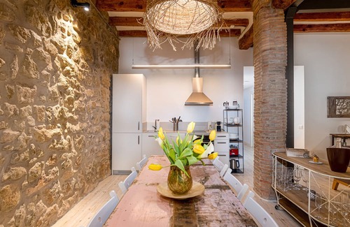 Balaguer Apartamento | Bed and Breakfast 'Habitació Doble' with Shared Terrace, Wi-Fi and Air Conditioning