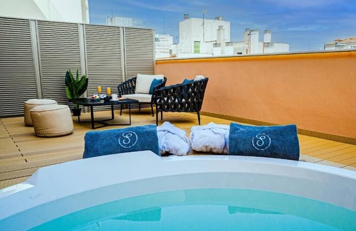Justicia Apartamento | STUNNING APARTMENTS IN THE CITY CENTER!