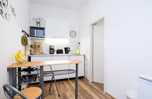 Pankow Apartamento | 2-Room apartment for Peace, Productivity & Families | P-Berg/Pankow Berlin