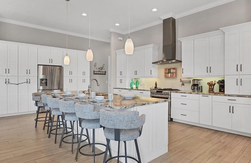 Burnt Store Isles Casa | Burnt Store Isles Luxury Canal Retreat - Private Pool + Spa + Outdoor Kitchen