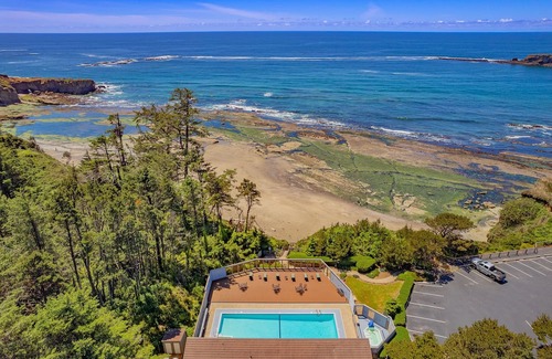 Otter Rock Apartamento | Cozy Suite w/Panoramic Ocean Views & Kitchenette