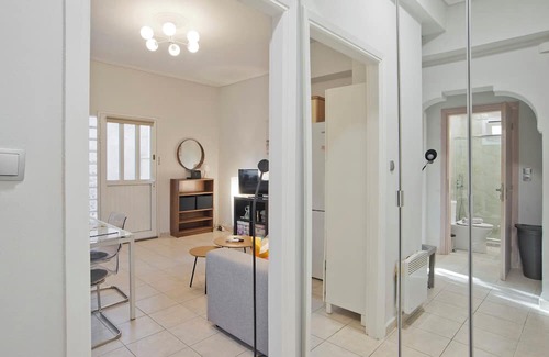 Moschato-Tavros Apartamento | The Little House at Moschato 1BR, WiFi, A/C