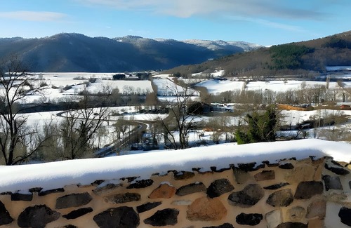 Rentieres Casa | Holiday Home 'Le Panorama' with Mountain View, Shared Terrace and Wi-Fi