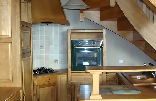 Rentieres Casa | Holiday Home 'Le Panorama' with Mountain View, Shared Terrace and Wi-Fi