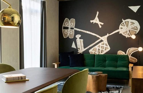 Kralingen-Crooswijk Hotel | Boutique Hotel Stay Near Market Hall & Cube Houses in Rotterdam