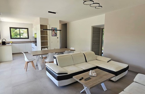 Les Baraques Villa | Quiet new villa with pool. 4 bedrooms sleeps 8