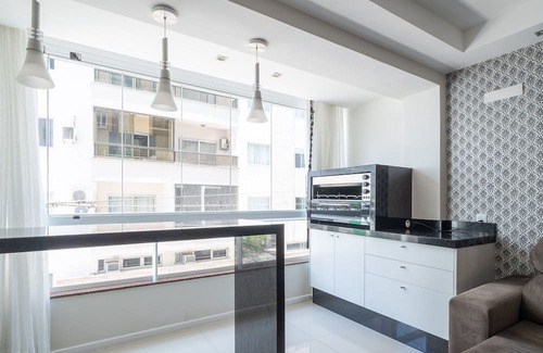 Centro Apartamento | 3BR apt 110m to Beach, Near BC Sights Drb0205