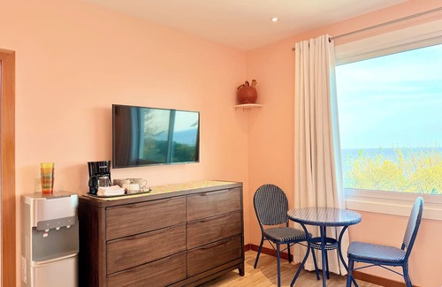 Lighthouse Estates Apartamento | Junior Suite @ Casa Rosada, Lighthouse Estates, West Bay