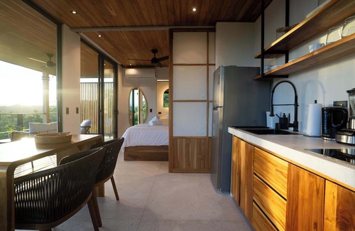 Santiago Casa | Stylish 1BR Stunning Balcony Views