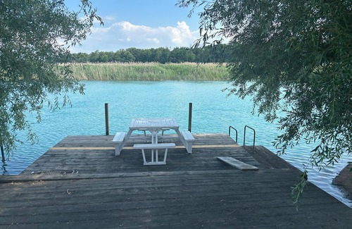 Mooretown Casa | The Bluewater House