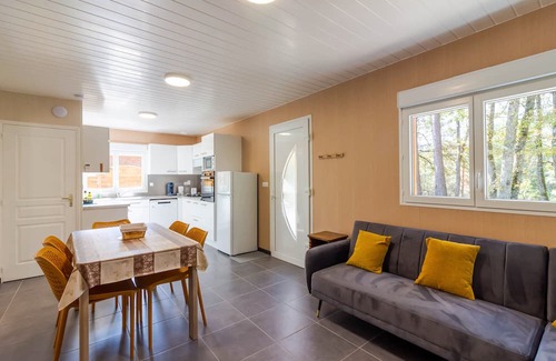 Thenon Casa | Authentic Stay in Dordogne – Comfortable Cottage with Heated Pool