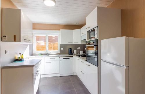 Thenon Casa | Authentic Stay in Dordogne – Comfortable Cottage with Heated Pool