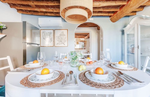 San Michele di Moriano Chalet De Esquí | Authentic Tuscan Getaway with Pool