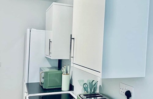 Wainscot Apartamento | Cozy Flats Near Strood Station