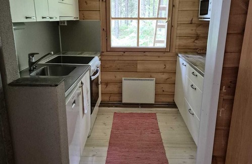 Hiukkajoki Casa | Red vacation home