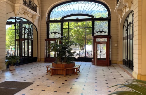Mont-Dore Apartamento | Studio in the heart of downtown located in the former Palace du Mont dore