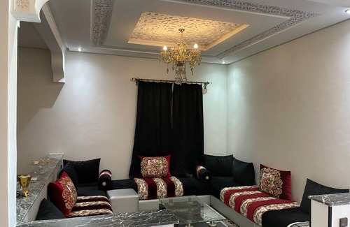Gueliz Villa | Villa with swimming pool not overlooked