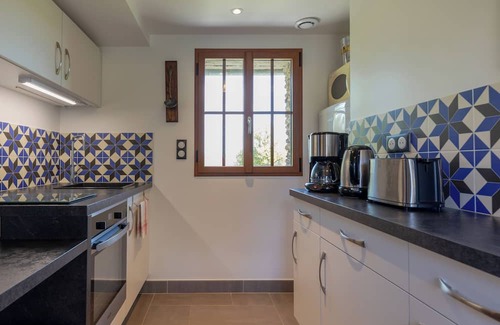 Segur-le-Chateau Casa | Exceptional gite