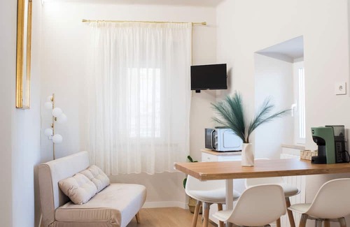 Recanati Old Town Casa | Lorenzetti House