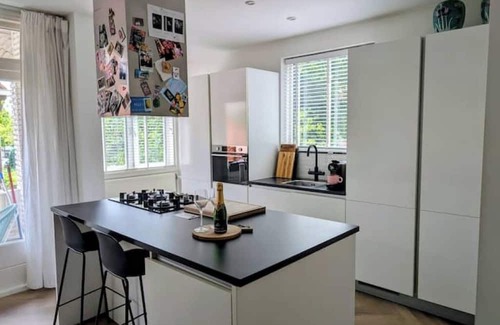 Voorburg Casa | Stylish and cozy full house