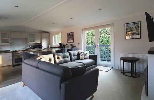 Fangfoss Cabina | Earl Grey Lodge: A Luxury Escape near York, with modern amenities.
