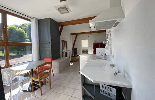 Domart-en-Ponthieu Casa | Holiday Home 'Domaine De L'olympe' with Wi-Fi