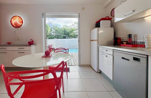 French Cul de Sac Apartamento | Mango Rouge, 2 bdr and private pool