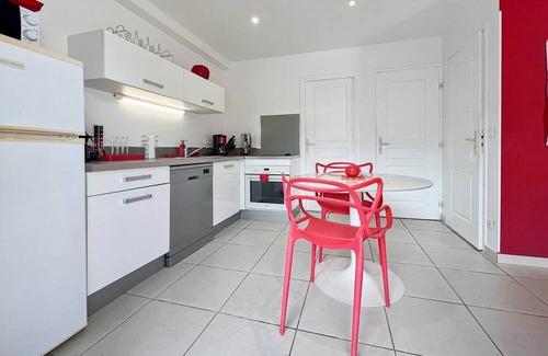 French Cul de Sac Apartamento | Mango Rouge, 2 bdr and private pool