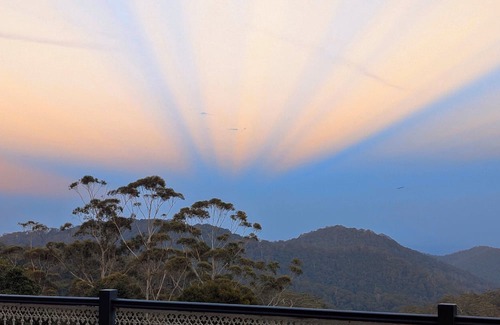 Mount Glorious Casa | Luxurious stay in Mt Glorious rainforest, 30mins from Brisbane