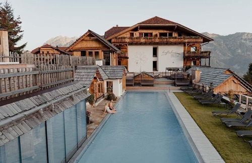 Haus Casa | "Bergquell" suite, separate WC and bath/shower (1-3 n.) - Nature and wellness hotel