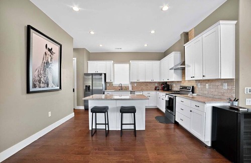 Horseshoe Bay West Casa | Hill Country Retreat & Casita