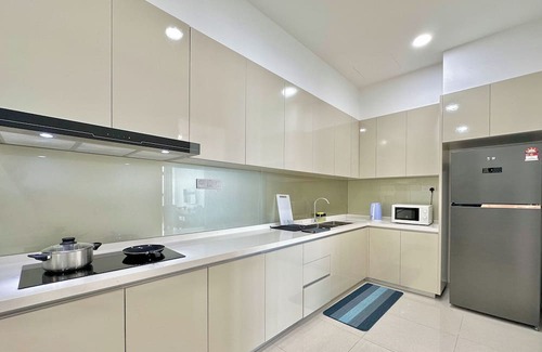 Taman Bukit Mewah Condominio | Paradigm Residence By Stayrene