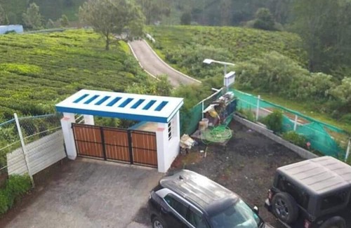 Ooty Cabaña | Kathiresan's Diamond hill view cottage