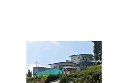 Ooty Cabaña | Kathiresan's Diamond hill view cottage