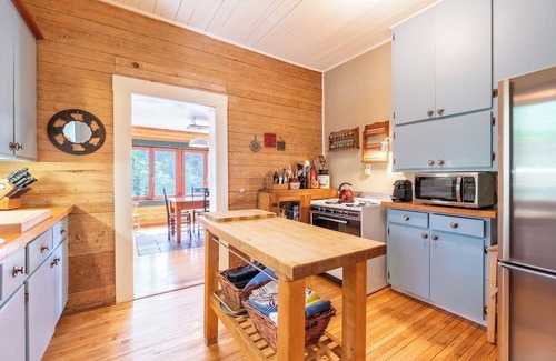 Lac-Brome Chalet De Esquí | The Old School | Spa | Natural Park | Countryside