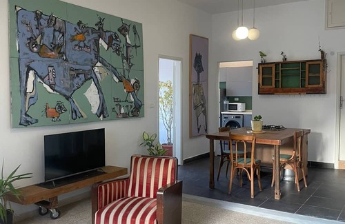 Hazmieh Apartamento | Retro Bohemian Escape in Historical Sioufi Neighborhood - Ashrafieh