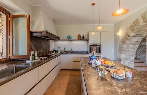 Gualdo Cattaneo Casa | Vacation Home in Marcellano with 4 bedrooms sleeps 8