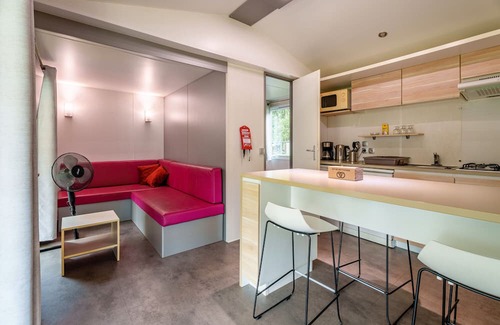 Boofzheim Apartamento | Apartment 'Lydia's Mobile Home' with Shared Pool, Private Terrace and Private Garden