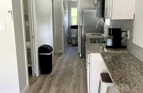London Casa | This house is a 2 bedroom(s), 1 bathrooms, located in London, KY.