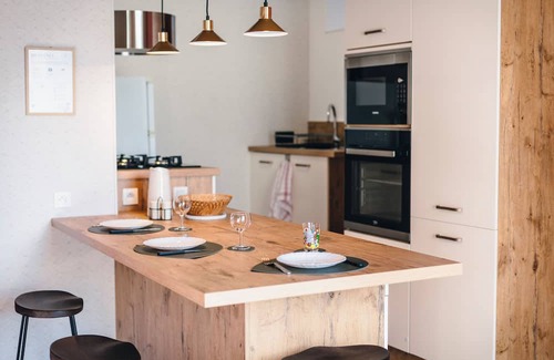 Montbazens Apartamento | Cosy, fully-equipped apartment in the heart of the village. Pets welcome!