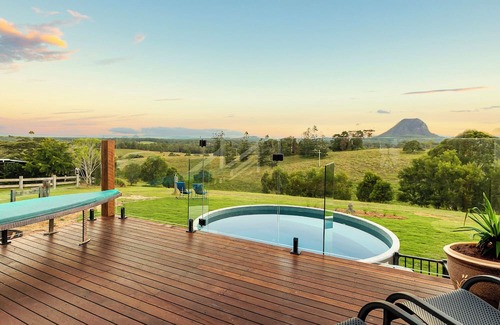Pinbarren Casa | The Lodge at Pinbarren with Mountain Views & Pool